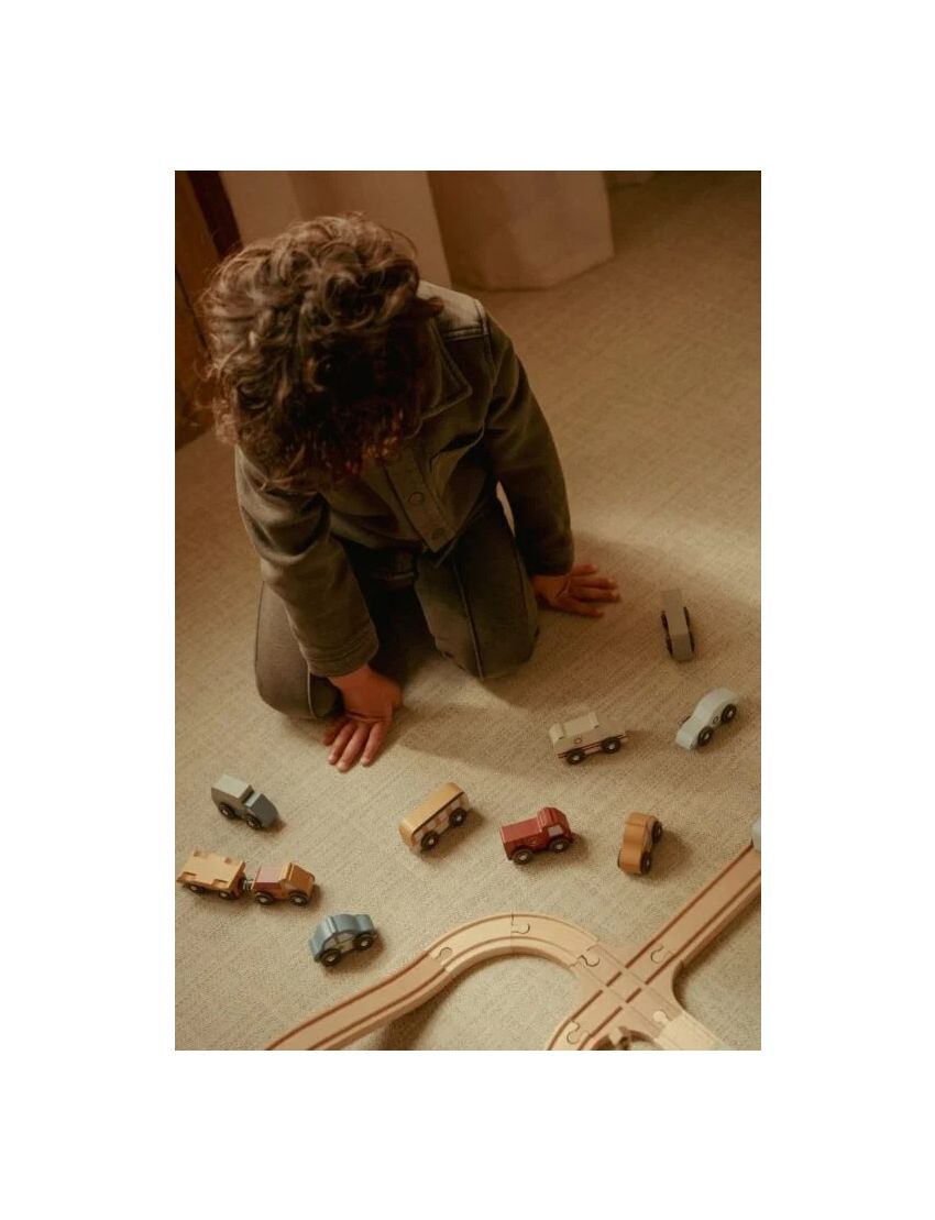 Conjunto de veículos de madeira